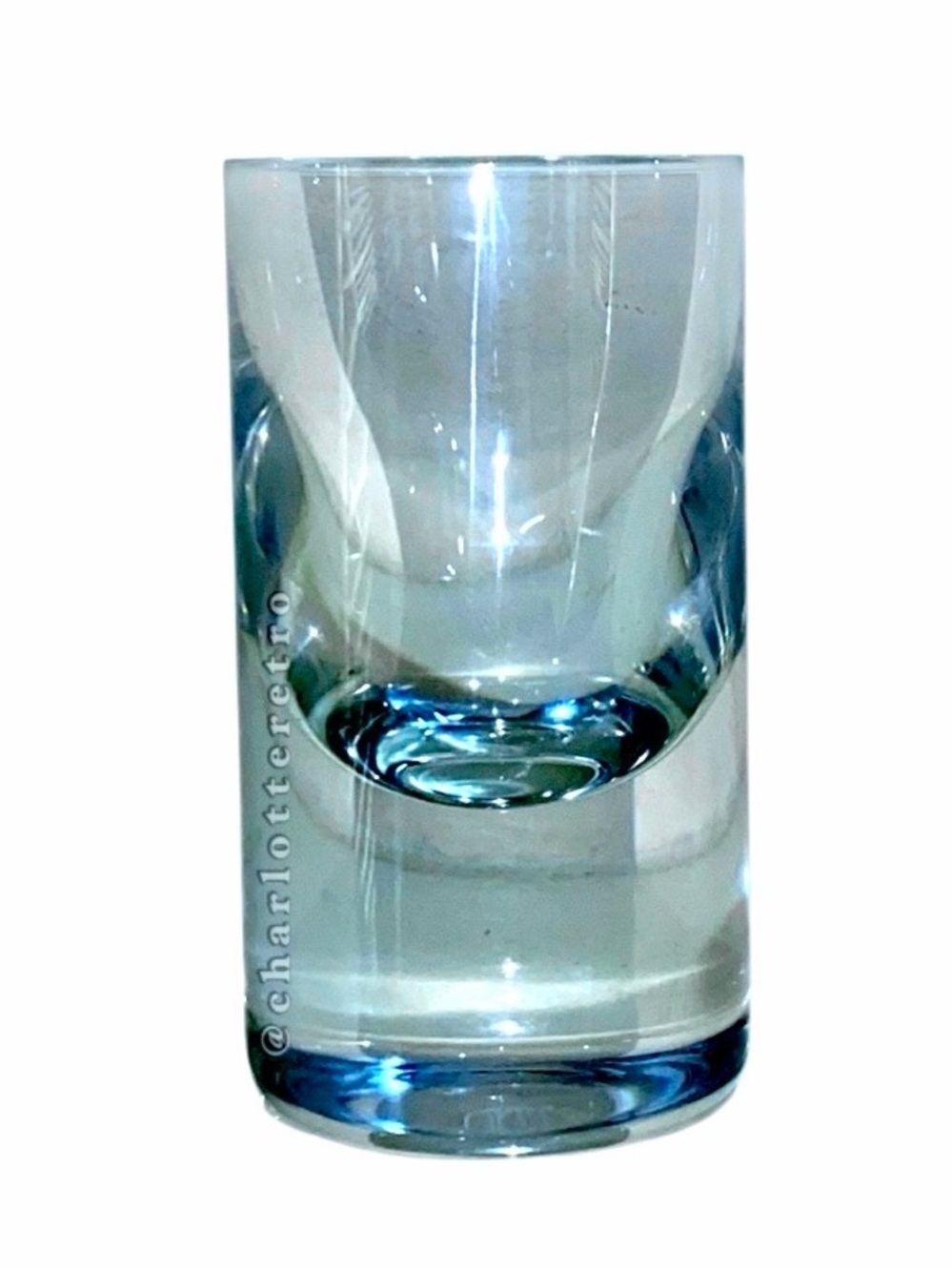 (2) vtg Baccarat Crystal Vodka Glasses • France